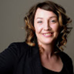 Meet your Posher, Eva